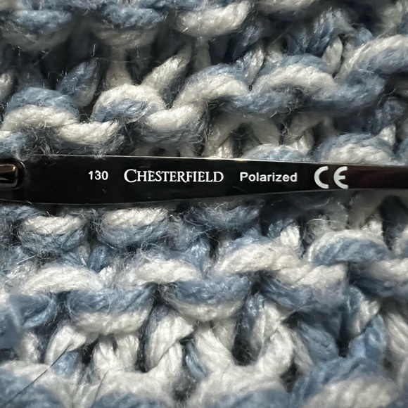 Like new Chesterfield polarized sunglasses - Picture 5 of 7